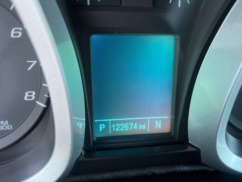 Used 2017 Chevrolet Equinox LT FWD image 26