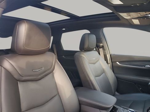 Certified 2023 Cadillac XT5 Premium Luxury image 14