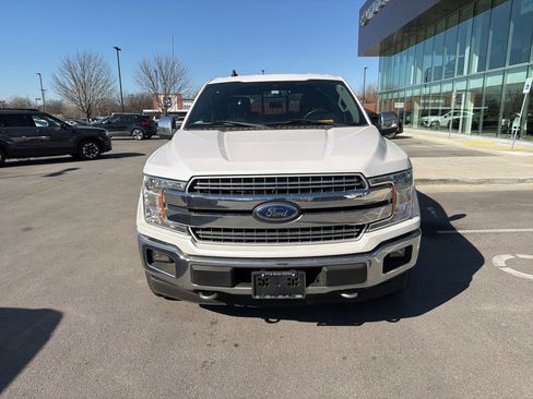 Used 2019 Ford F150 Lariat image 2