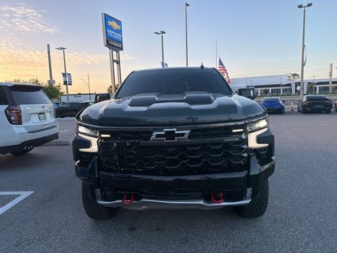 Used 2025 Chevrolet Silverado 1500 ZR2 w/ Technology Package AWD/4WD image 14