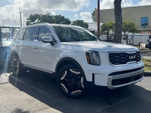 Used 2025 Kia Telluride S image 10