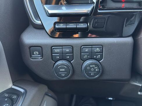 New 2026 Chevrolet Silverado 2500 LTZ w/ LTZ Plus Package AWD/4WD image 17