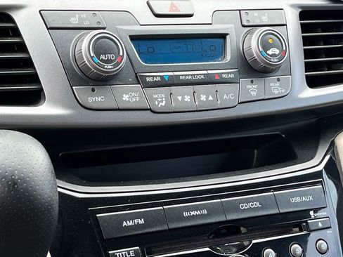 Used 2012 Honda Odyssey EX-L image 26