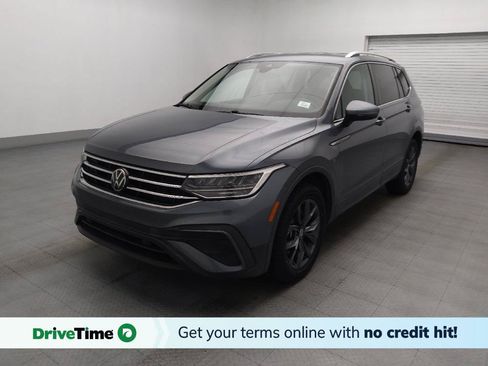 Used 2022 Volkswagen Tiguan SE FWD image 1