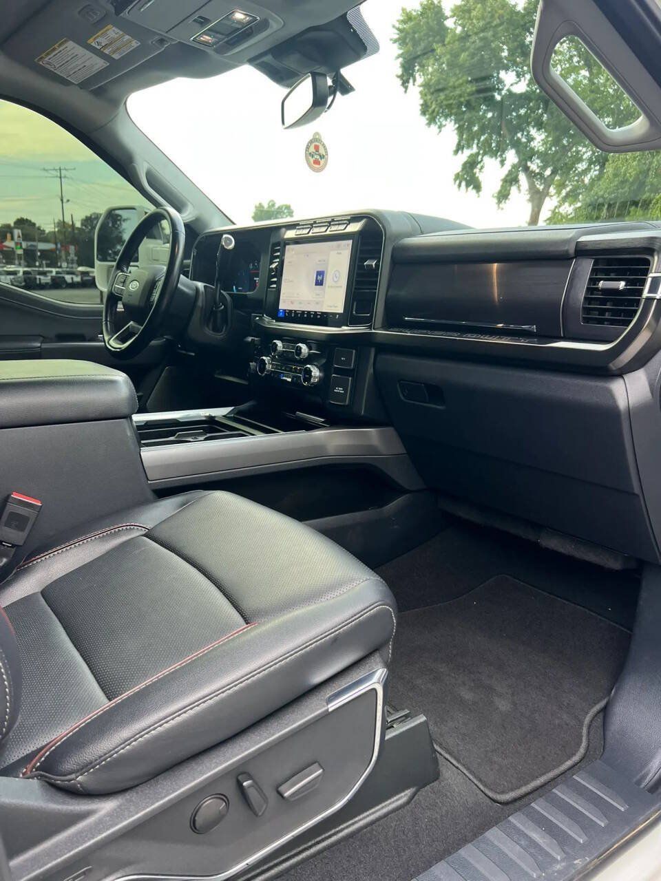 Used 2023 Ford F450 Lariat w/ Chrome Package AWD/4WD image 25