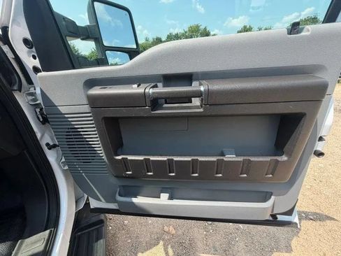 Used 2016 Ford F250 XL w/ Power Equipment Group RWD image 14