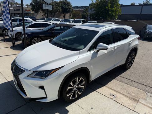 Used 2019 Lexus RX 350 FWD w/ Navigation Package image 13