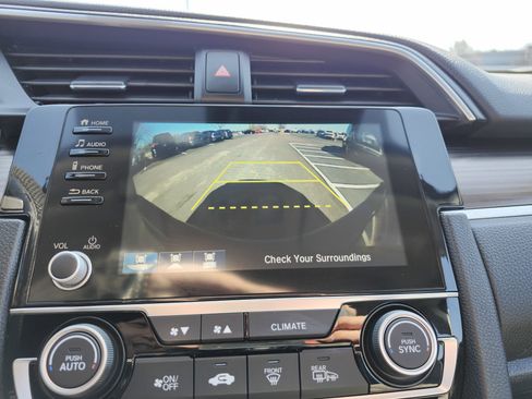 Used 2021 Honda Civic EX-L image 4