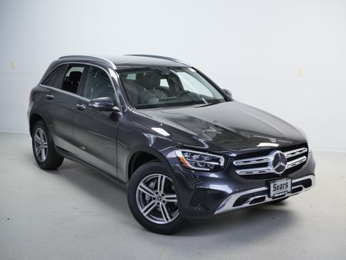 Certified 2021 Mercedes-Benz GLC 300 4MATIC w/ Premium Package image 4
