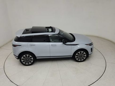 Used 2024 Land Rover Range Rover Evoque S AWD/4WD image 28
