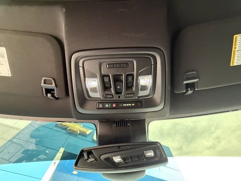 Used 2023 GMC Sierra 1500 AT4 w/ AT4 Premium Package image 26