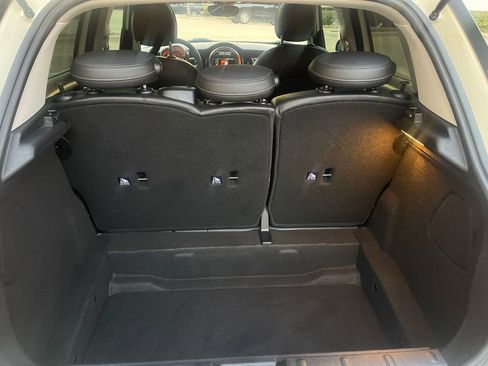 Used 2019 MINI Cooper 4-Door Hardtop image 23