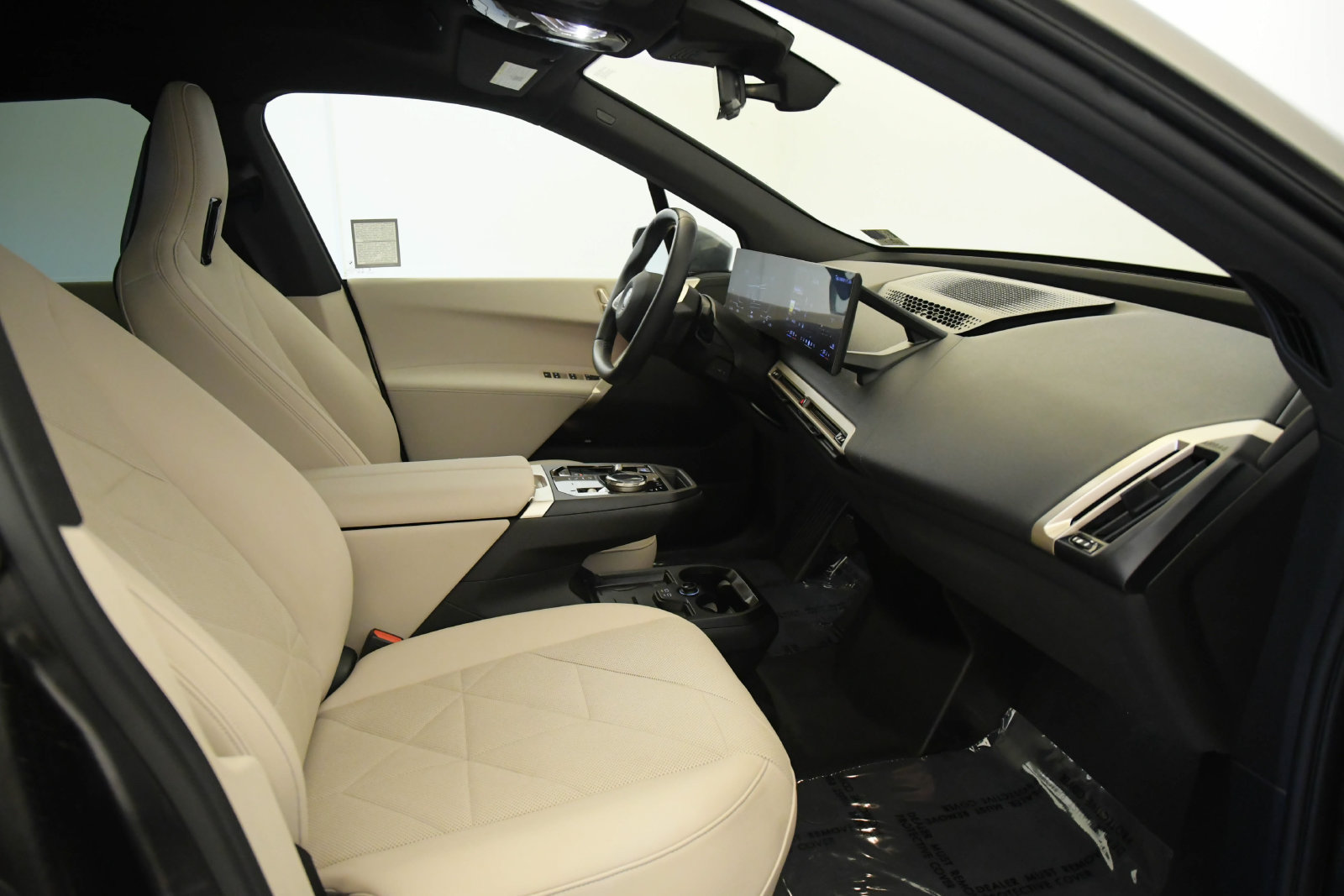 Certified 2024 BMW iX xDrive50 w/ Sport Package AWD/4WD image 15