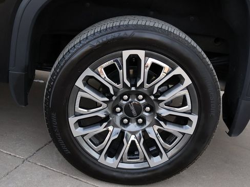 Used 2025 GMC Sierra 1500 Denali Ultimate image 47