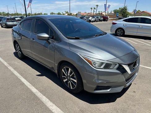 Used 2020 Nissan Versa SV FWD image 7