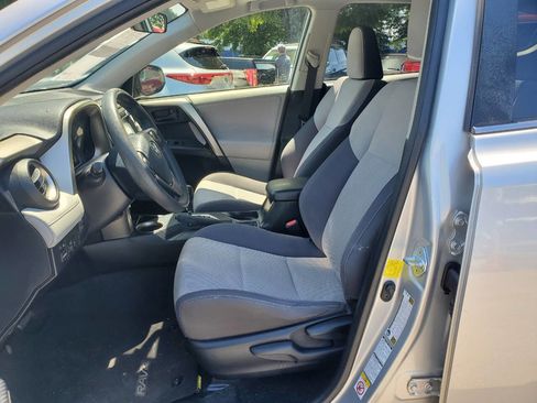 Used 2013 Toyota RAV4 XLE AWD/4WD image 10