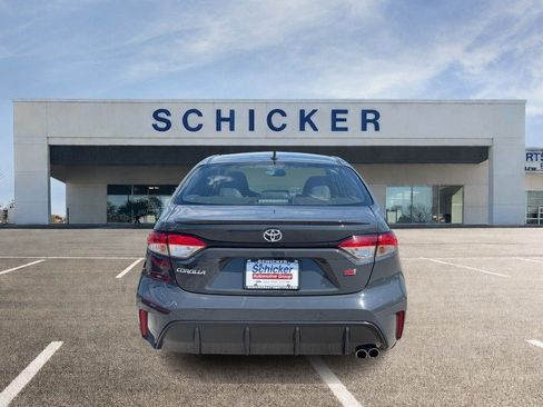 Used 2025 Toyota Corolla SE FWD image 4