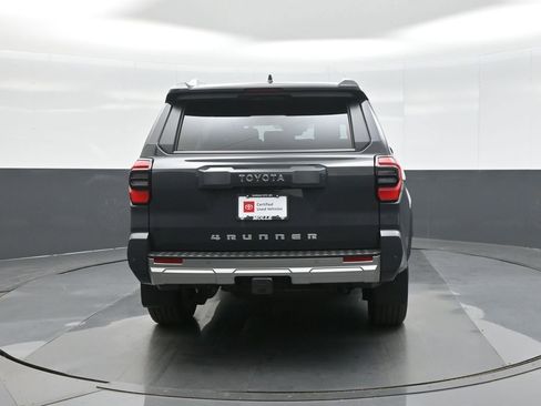 Used 2025 Toyota 4Runner Limited image 8