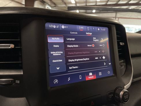 Used 2022 RAM 1500 Big Horn RWD image 32