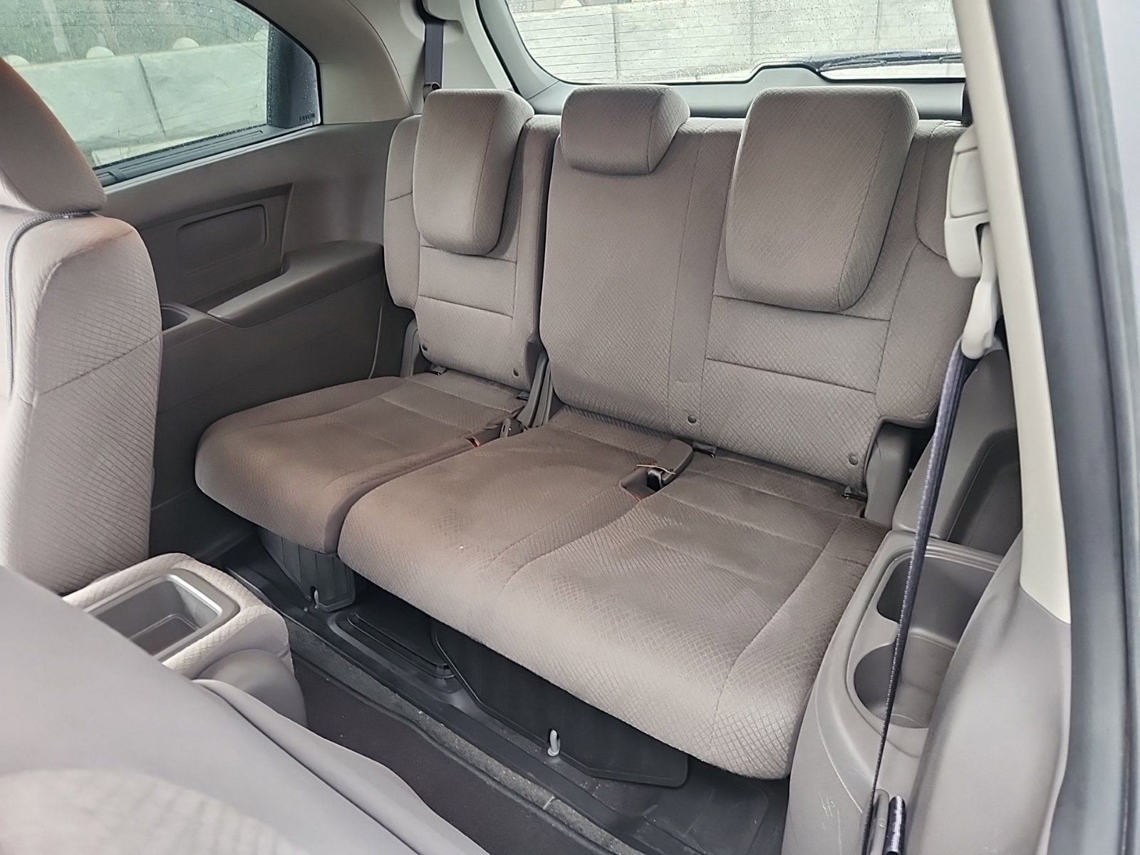 Used 2016 Honda Odyssey SE image 17