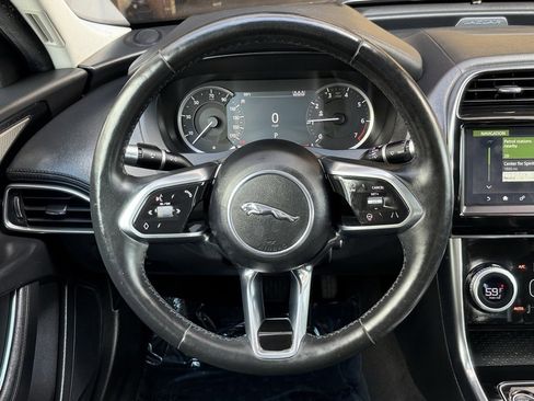 Used 2020 Jaguar XE S image 27