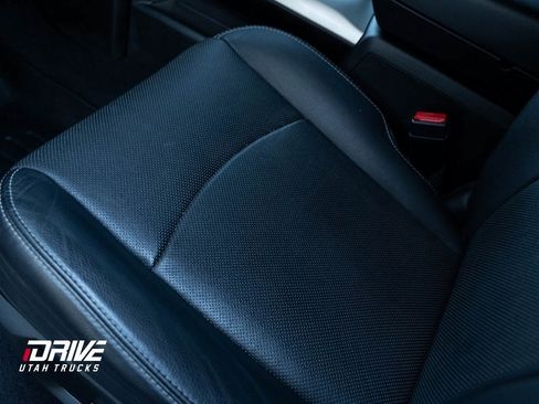 Used 2016 RAM 2500 Laramie image 25