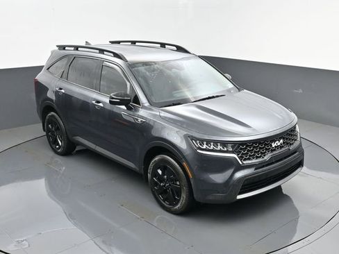 Used 2023 Kia Sorento S image 22