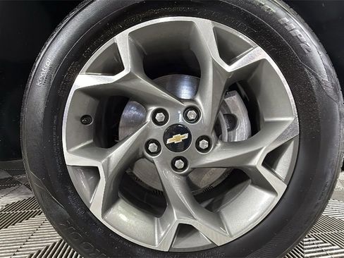 Used 2025 Chevrolet Trax LT image 33