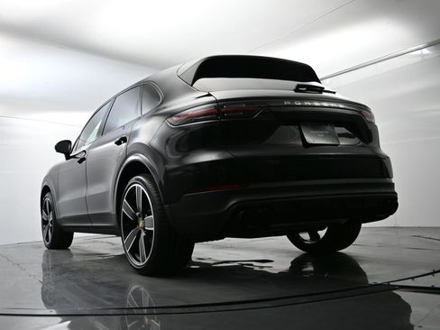 Certified 2023 Porsche Cayenne image 50