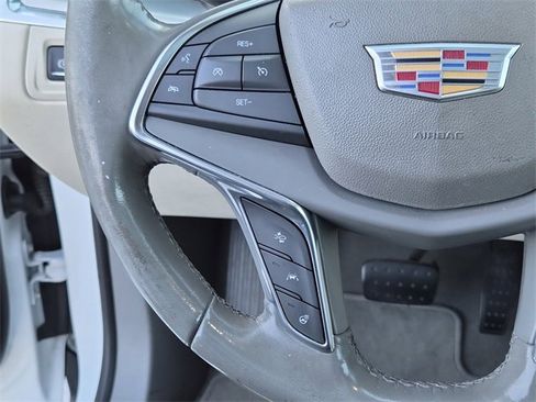 Used 2019 Cadillac XT5 Luxury image 29