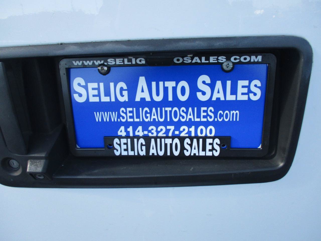 Used 2021 Chevrolet Express 2500 w/ Driver Convenience Package RWD image 20