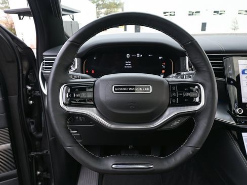 Used 2023 Jeep Grand Wagoneer 4WD w/ Convenience Group III image 2