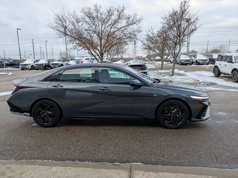 Used 2024 Hyundai Elantra N Line image 4