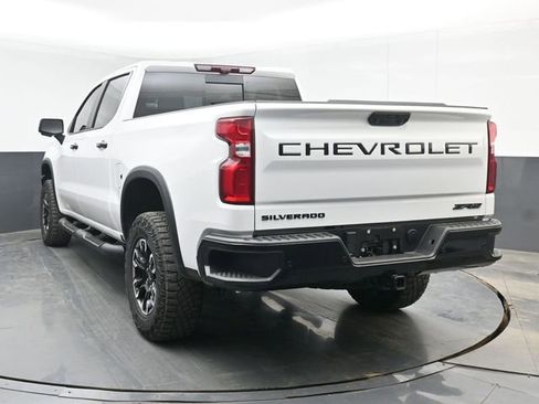 Used 2025 Chevrolet Silverado 1500 ZR2 w/ Technology Package AWD/4WD image 12