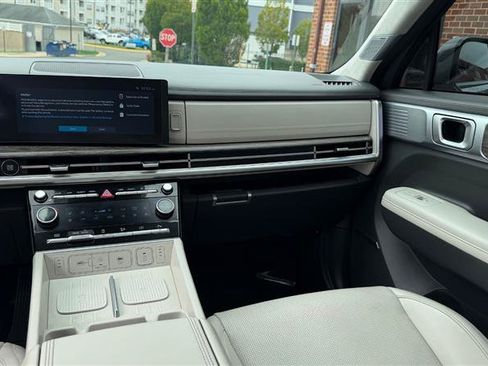 Used 2024 Hyundai Santa Fe Calligraphy FWD image 31