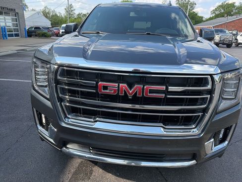 Used 2021 GMC Yukon SLT w/ SLT Premium Package AWD/4WD image 8