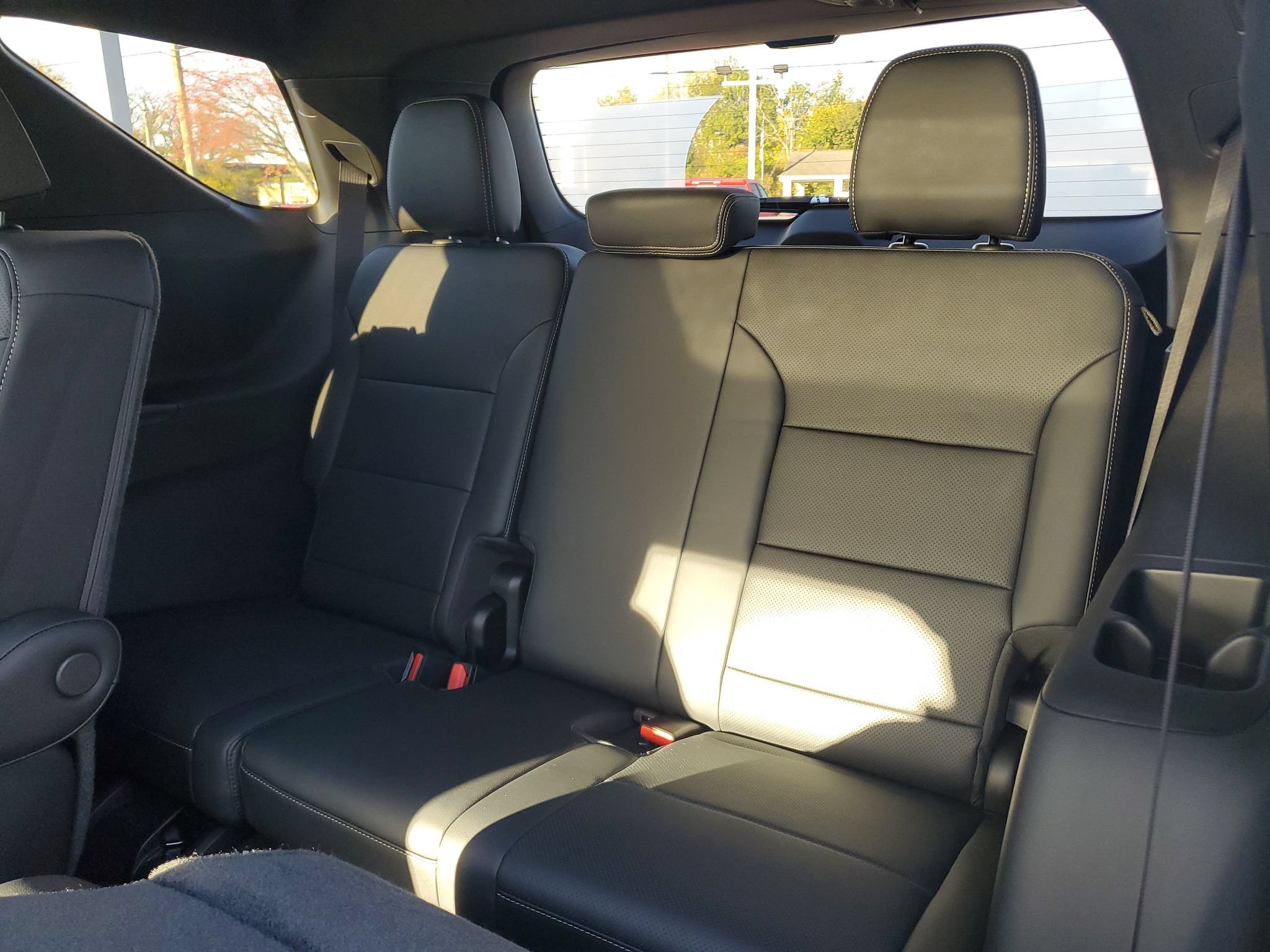 New 2027 Chevrolet Traverse LT w/ Enhanced Driving Package AWD/4WD image 10