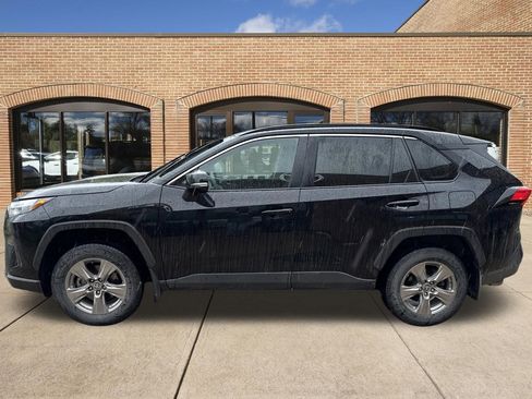 Used 2024 Toyota RAV4 XLE w/ Convenience Package AWD/4WD image 6