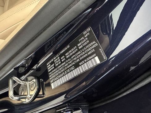Used 2023 Porsche Macan AWD/4WD image 18
