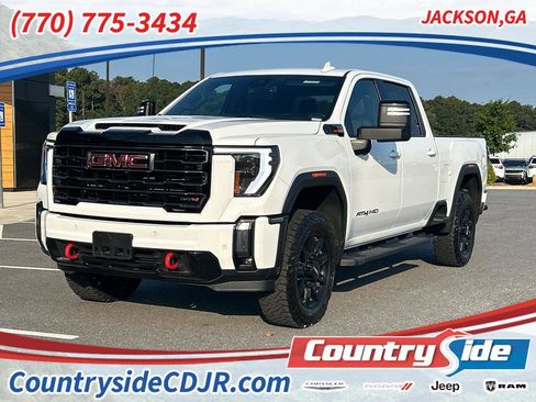 Used 2024 GMC Sierra 2500 AT4 image 1