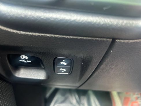 Used 2022 RAM 1500 Big Horn AWD/4WD image 22