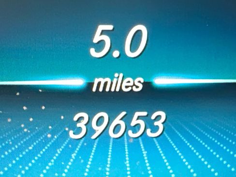 Used 2022 Mercedes-Benz GLC 300 4MATIC w/ Premium Package Lite image 19