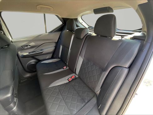 Used 2020 Nissan Kicks SV FWD image 22