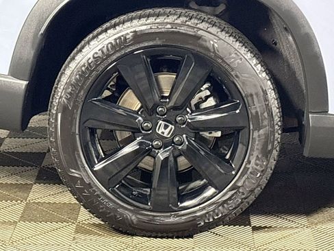 Certified 2025 Honda Pilot Black Edition image 25