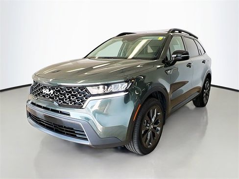 Used 2023 Kia Sorento LX image 41