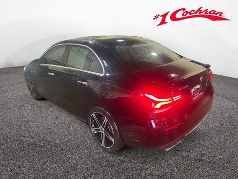 Used 2022 Mercedes-Benz A 220 4MATIC image 17