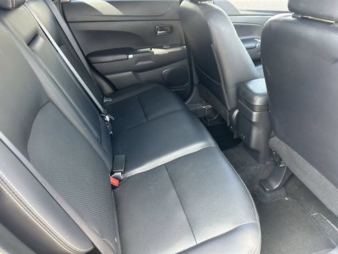 Used 2024 Mitsubishi Outlander Sport SEL AWD/4WD image 15