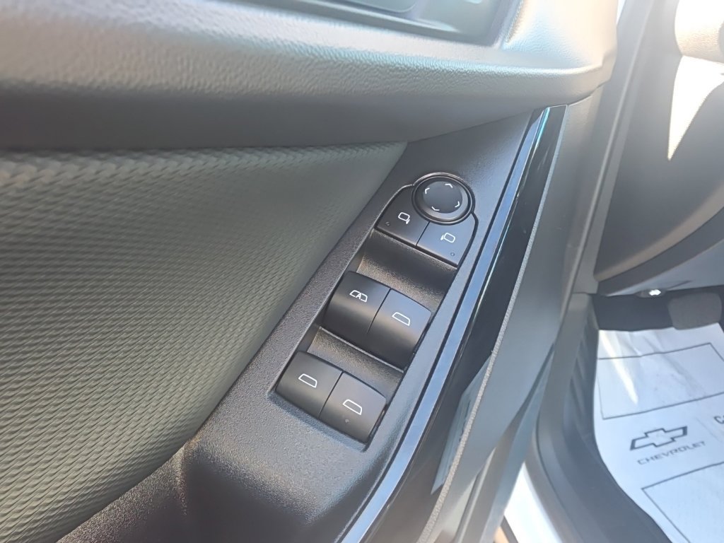 Used 2026 Chevrolet Equinox LT AWD/4WD image 28