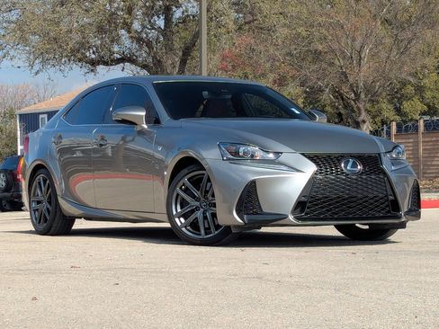 Used 2020 Lexus IS 300 F Sport image 2