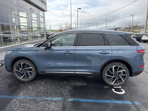 Used 2024 Lincoln Corsair Reserve w/ Equipment Group 201A image 8